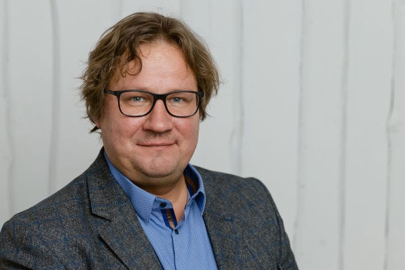 Portreefotol on Marek Mekk.